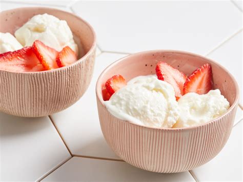 Vanilla Frozen Yogurt Recipe