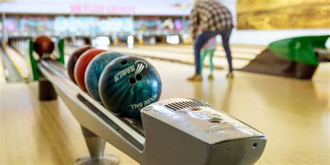 Bowling Tips and Techniques | Capitol Bowl | Sacramento