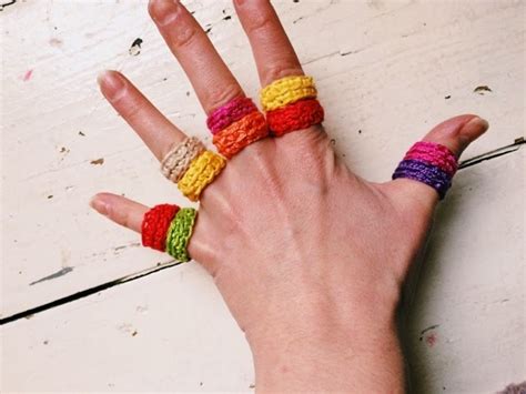 Vicki Brown Designs: Little Crochet Rings :: A Pattern