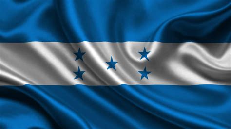 Bandera Nacional de Honduras; símbolo de amor y respeto catracho ...