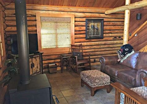 Book A Stay At These 3 Cozy Cabins In Montana