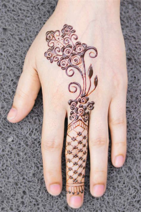 Details more than 80 simple mehndi tattoo designs for hands - in.cdgdbentre