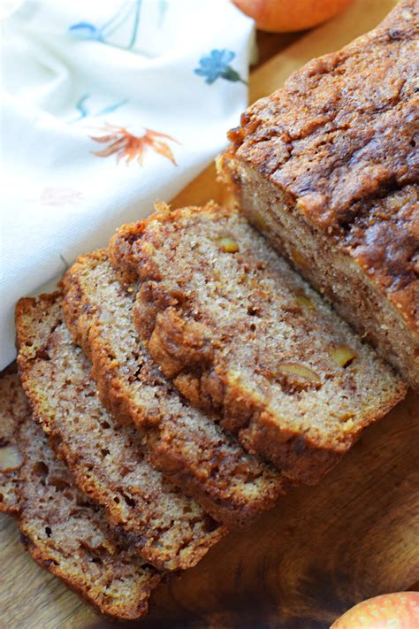 Apple Cinnamon Loaf - Julia's Cuisine