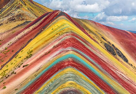 Vinicunca the "Rainbow Mountain of Peru" - Buzzer