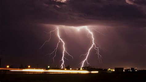 The dangers of dry thunderstorms during wildfire season | wthr.com