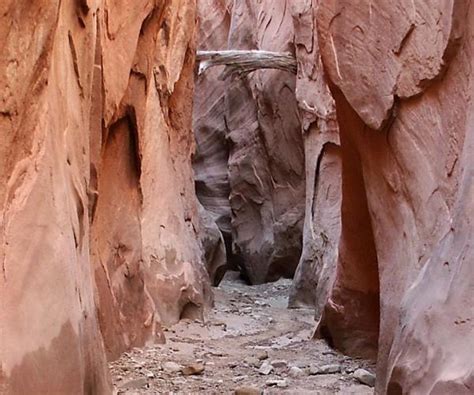 Flash Flood Slot Canyon Utah - newislamic