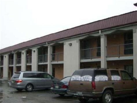 Executive Inn, Tullahoma (TN) - Booking Deals, Photos & Reviews