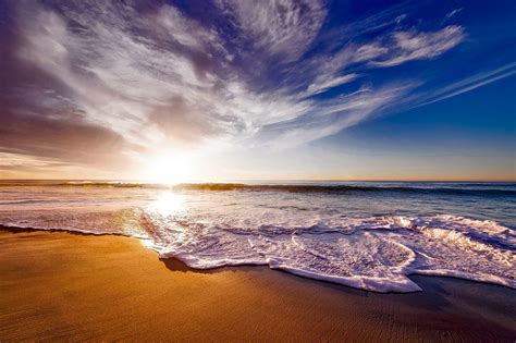 Beach Sunrise Wallpapers - Top Free Beach Sunrise Backgrounds ...