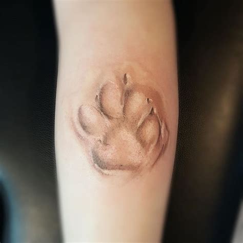 Wolf Paw Print Tattoo Ideas - Draw-re