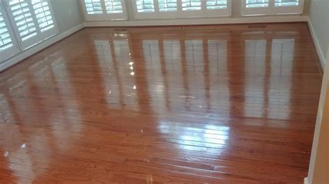 How To Clean High Gloss Laminate Wood Floors | Floor Roma