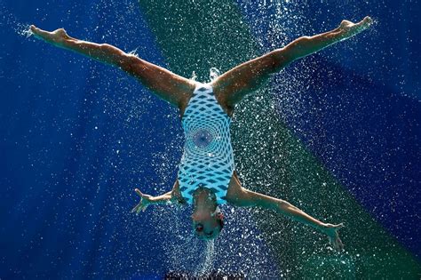 21 Stunning Photos From the Olympic Synchronized Swimming Finals ...