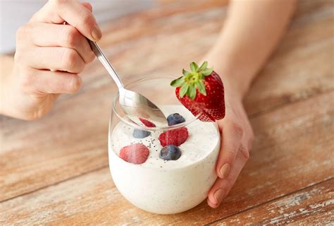 What Makes Greek Yogurt So Healthy - eMediHealth