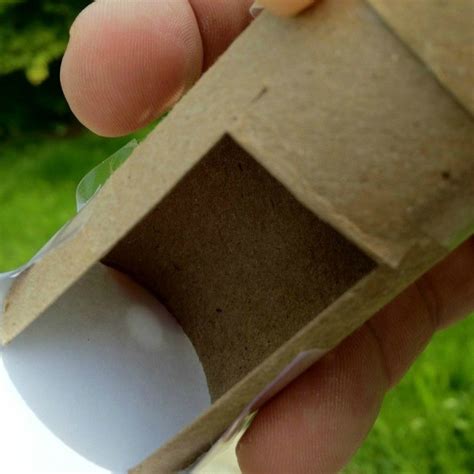 Making a Pinhole Solar Eclipse Viewer | ThriftyFun