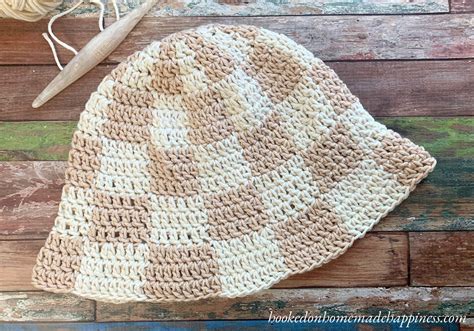 Checkerboard Bucket Hat Crochet Pattern - Hooked on Homemade Happiness