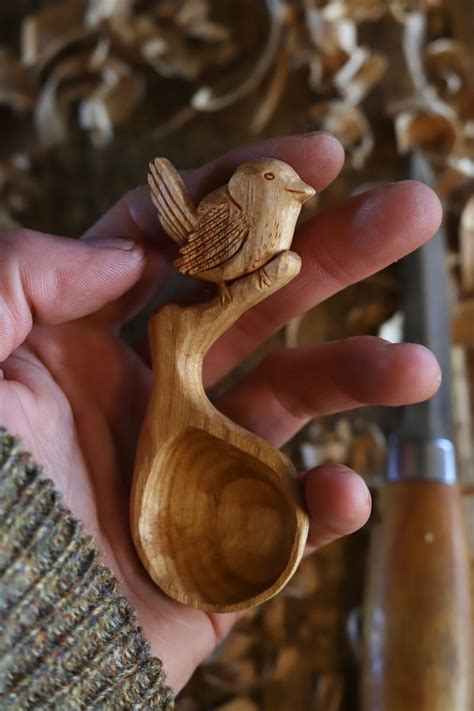 Jenny wren Bird Scoop | The Woodland Carver