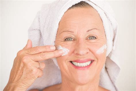 5 Best Skin Care Tips for Older Women - iSkinCareReviews