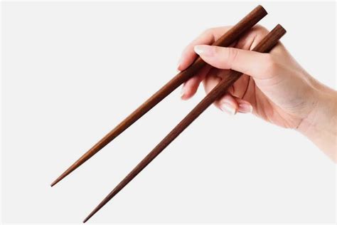 How to Hold Chopsticks Properly? - Oha Japan