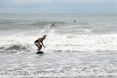 Surfing in Bagasbas Beach, Daet, Camarines Norte | Pinoy Adventurista ...