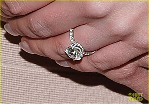 Photo: britney spears engagement ring 02 | Photo 2610598 | Just Jared