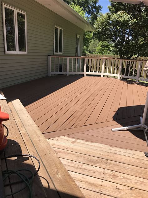 Painting vs staining a deck – Artofit