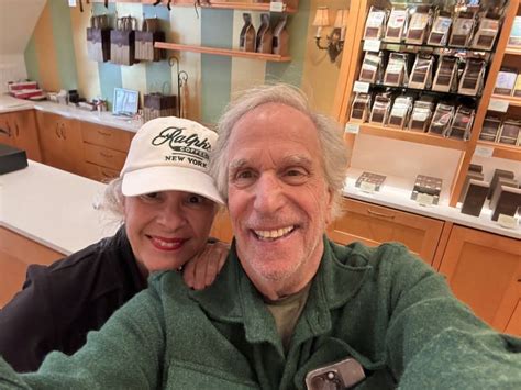 Henry Winkler visits DC, takes selfie in Georgetown store