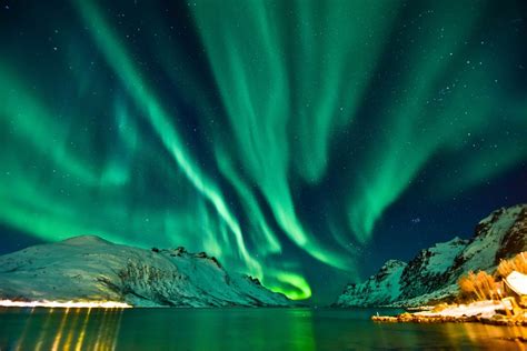 5 Tips for Seeing the Northern Lights in Norway's Fjords