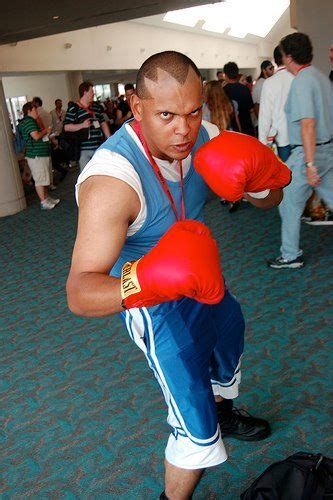 A Really Spot-On Balrog (Boxer) cosplay