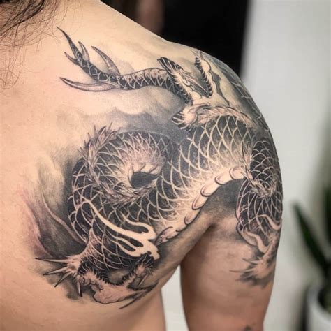 Update 75+ japanese dragon tattoo back latest - vova.edu.vn