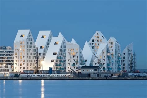 The Iceberg / SeARCH + CEBRA + JDS + Louis Paillard Architects | ArchDaily