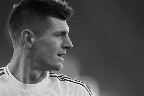 Toni Kroos scored a ridiculous goal from a corner in Supercup (Video)