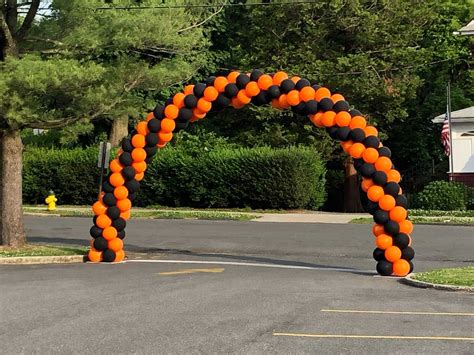 Balloon Arches & Columns Gallery · Party & Event Decor · Balloon Artistry