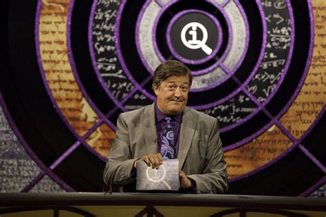 Stephen Fry Bids Adieu as Host of QI – The British TV Place