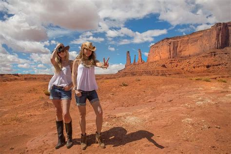 Monument Valley road trip | Road Trip Chicks