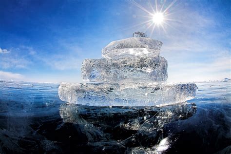 See How Lake Baikal in Siberia Transforms Into Winter Wonderland