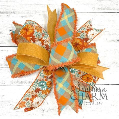 How To Make a 3 Ribbon Wreath Bow Two ways - Southern Charm Wreaths