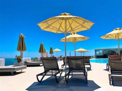 Santorini Palace Hotel - TGW Travel Group