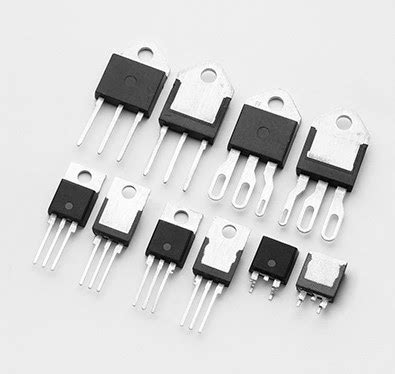 Introduction to Thyristors Family Devices