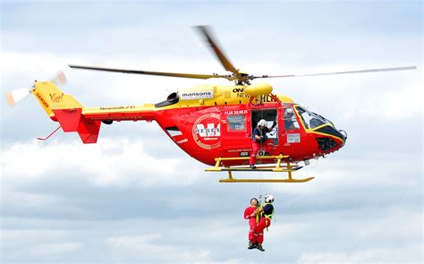 File:Westpac Rescue Helicopter 2009 RNZAF Base Whenuapai Air Show.jpg ...