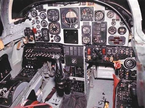 Aerospaceweb.org | Aircraft Museum - X-29 Cockpit Pictures