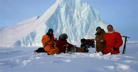 How many people live in Antarctica? – Australian Antarctic Program