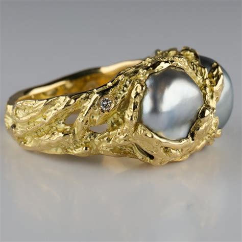 Men's Pearl Ring in Gold with Diamonds For Sale at 1stdibs