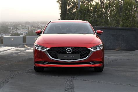 Mazda 3 Sedan Price in KSA - Versions, Reviews & Offers