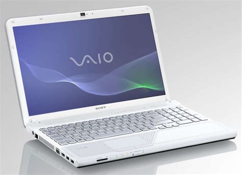 Sony VAIO VPCCB25FX/W 15.5-Inch Laptop (White) | Top Amazon Products