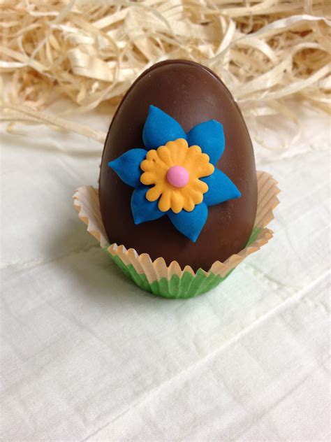 Decorated chocolate eggs are the best Easter basket idea! | Chocolate ...