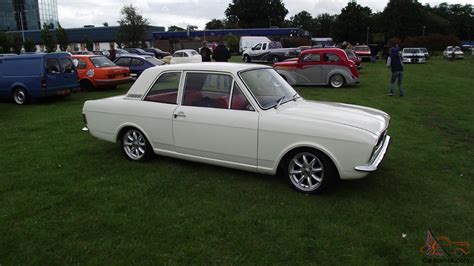 ford cortina mk2 2 door