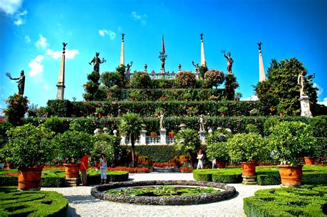 loveisspeed.......: The Palace of Isola Bella on Lake Maggiore..Palazzo ...