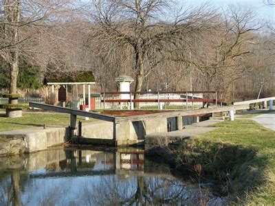 Ohio and Erie Canal Lock #4 - Waterway Locks, Planes and Lifts on ...