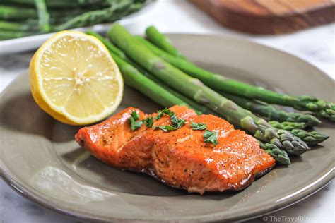 Maple Glazed Sockeye Salmon - The Travel Bite