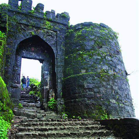 13 majestic forts of Chhatrapati Shivaji Maharaj in Maharashtra ...