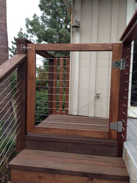 hog wire deck railing diy - Latia Sun